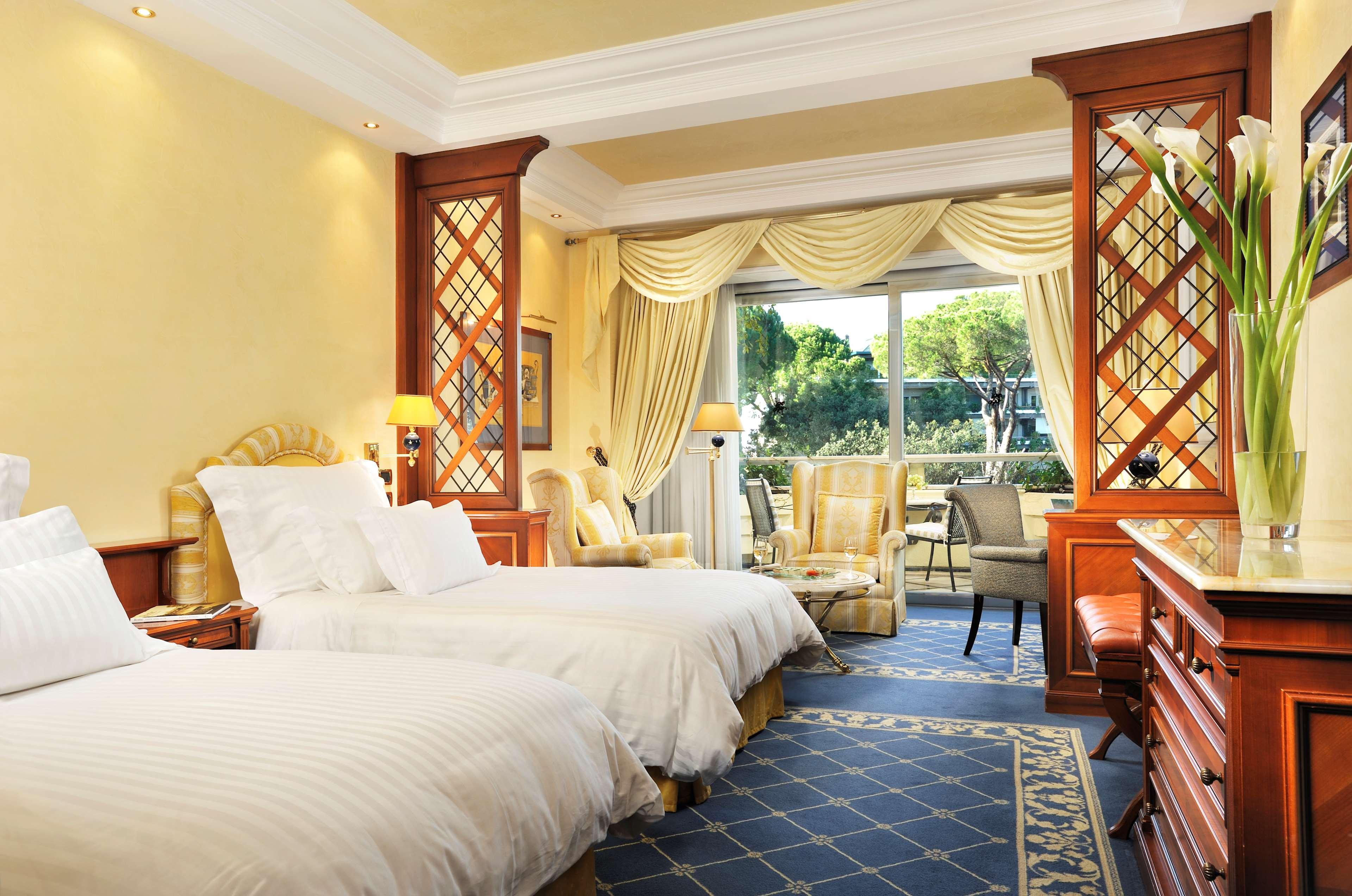 Rome Cavalieri, A Waldorf Astoria Hotel Esterno foto Deluxe room