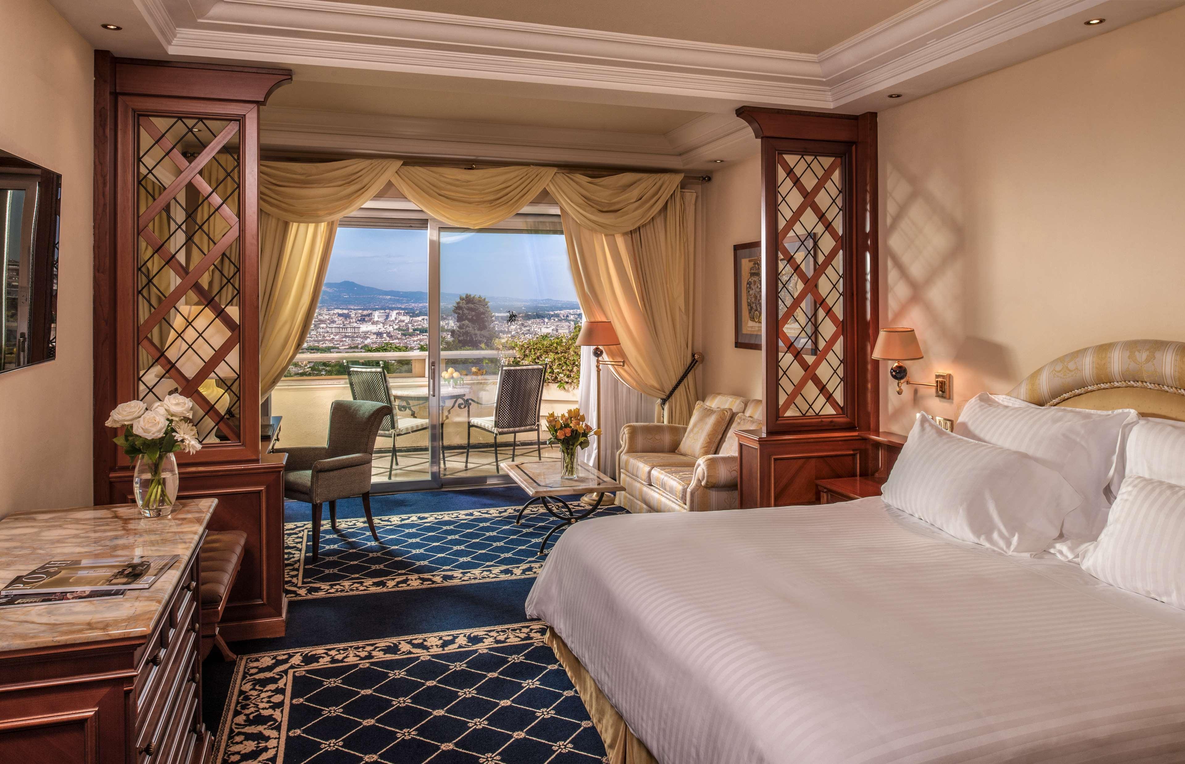Rome Cavalieri, A Waldorf Astoria Hotel Esterno foto Deluxe Room