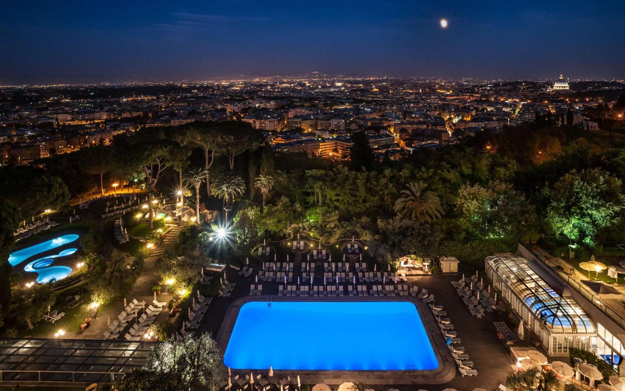 Rome Cavalieri, A Waldorf Astoria Hotel Esterno foto